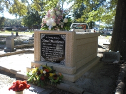 Single Traditional mausoleum in Biloxi, MS